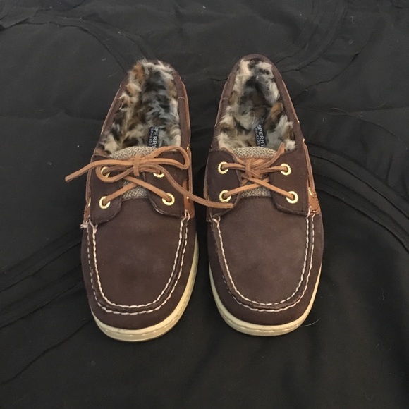 sperry fur lined boat shoes
